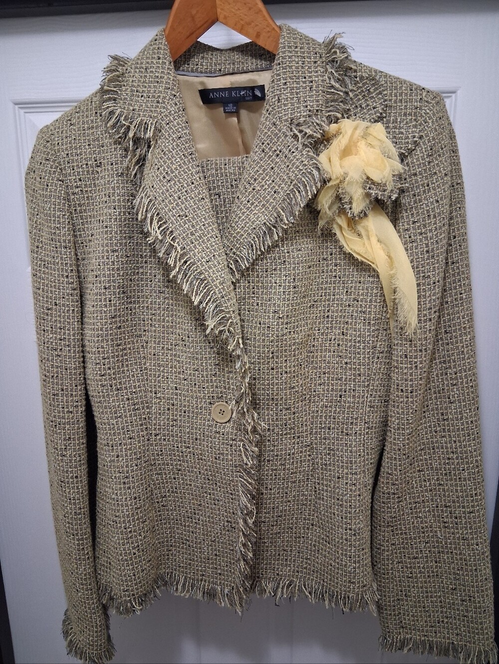 Anne Klein Tan Textured Tweed Fringed Blazer Jacket & Skirt Set